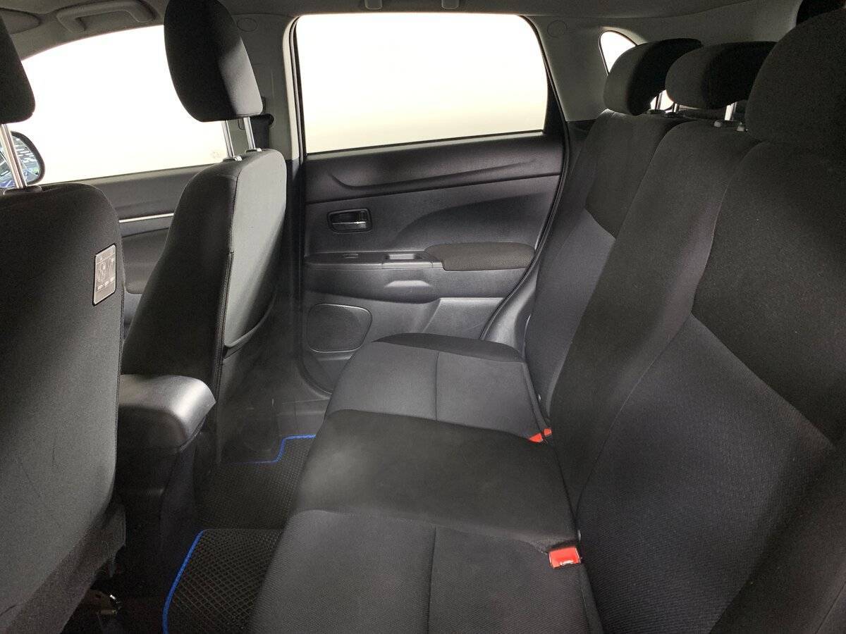Купить Mitsubishi ASX с пробегом. Фото: #17