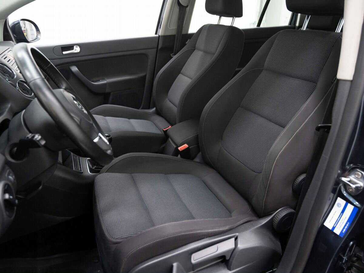 Купить Volkswagen Golf Plus с пробегом. Фото: #7