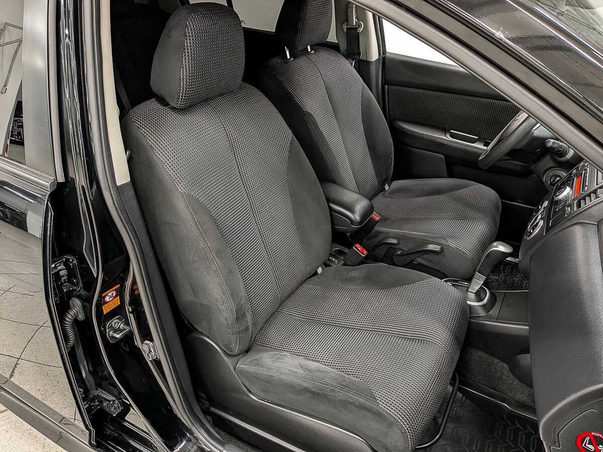 Купить Nissan Tiida с пробегом. Фото: #22