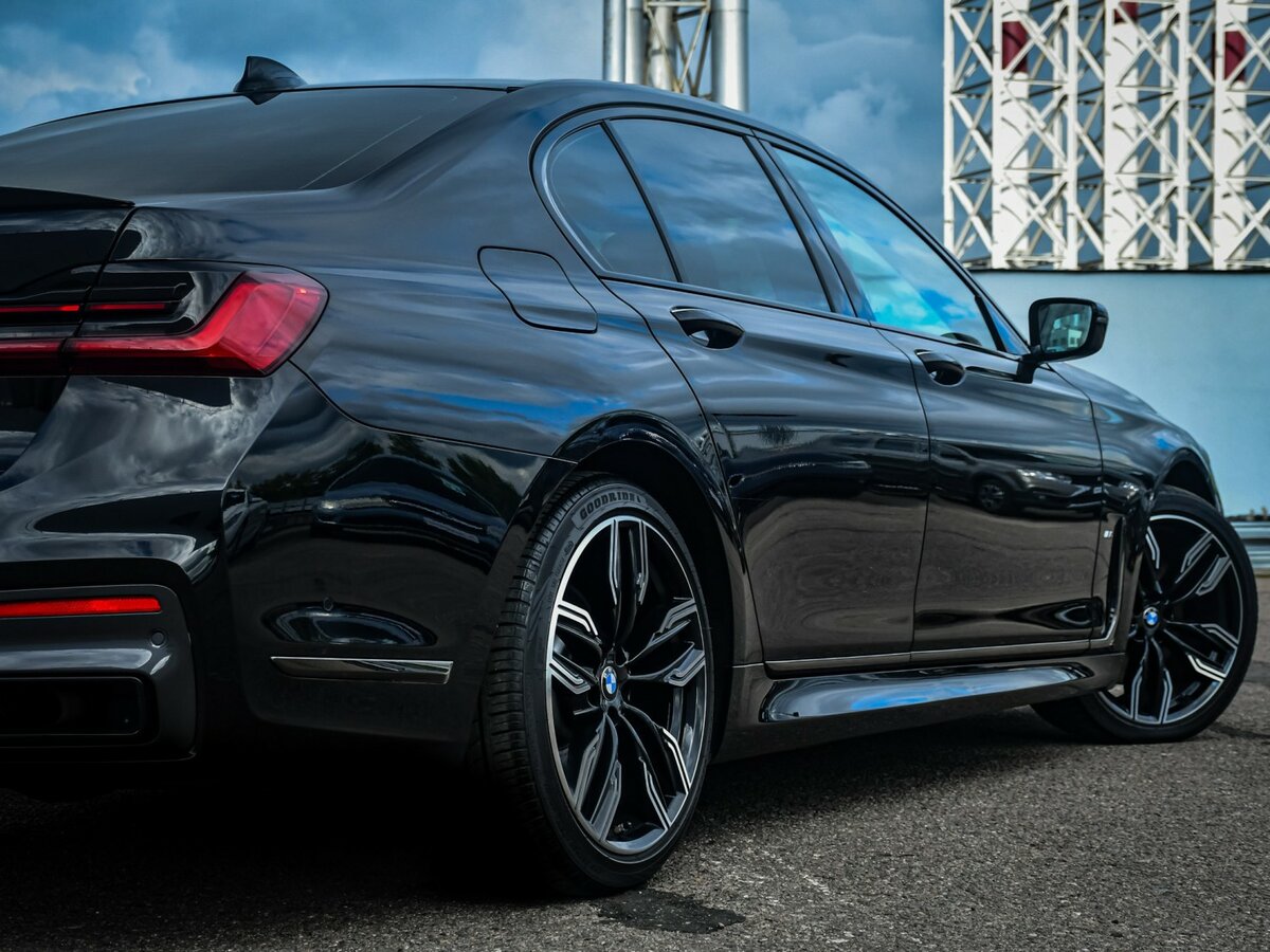 Купить BMW 7 серии с пробегом. Фото: #22