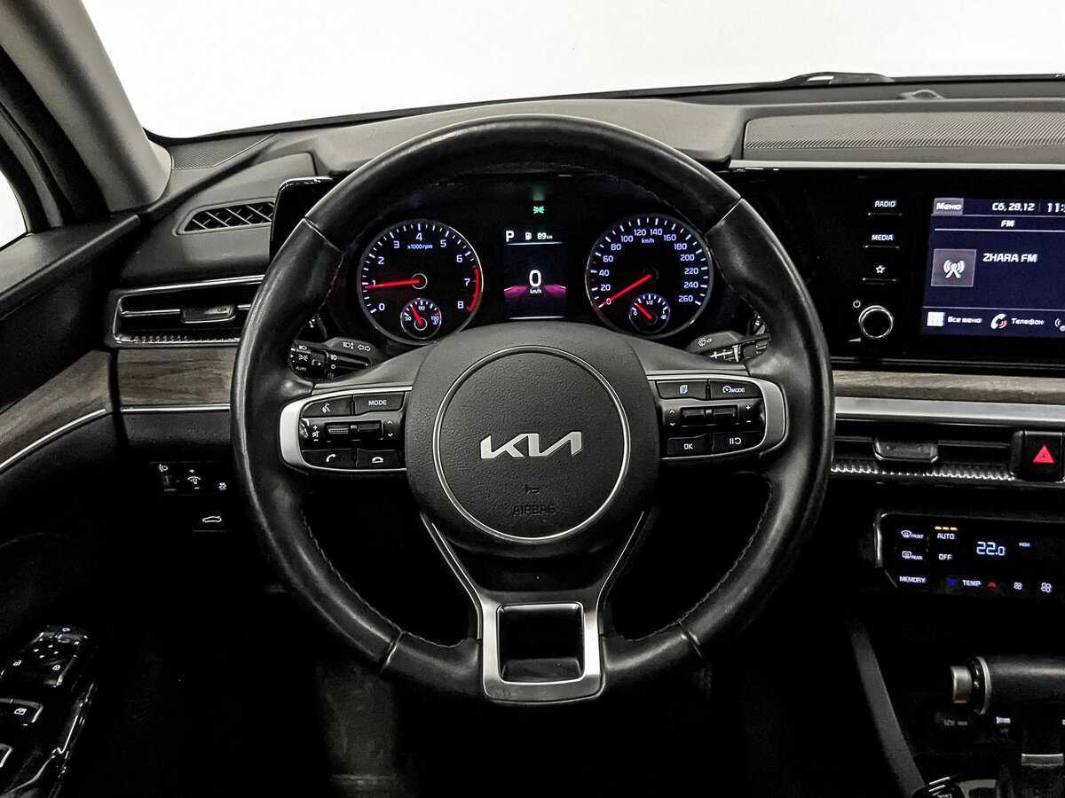 Купить Kia K5 с пробегом. Фото: #19
