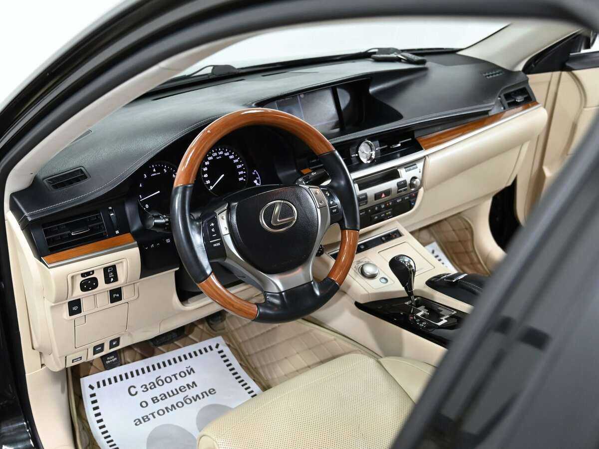 Купить Lexus ES с пробегом. Фото: #4