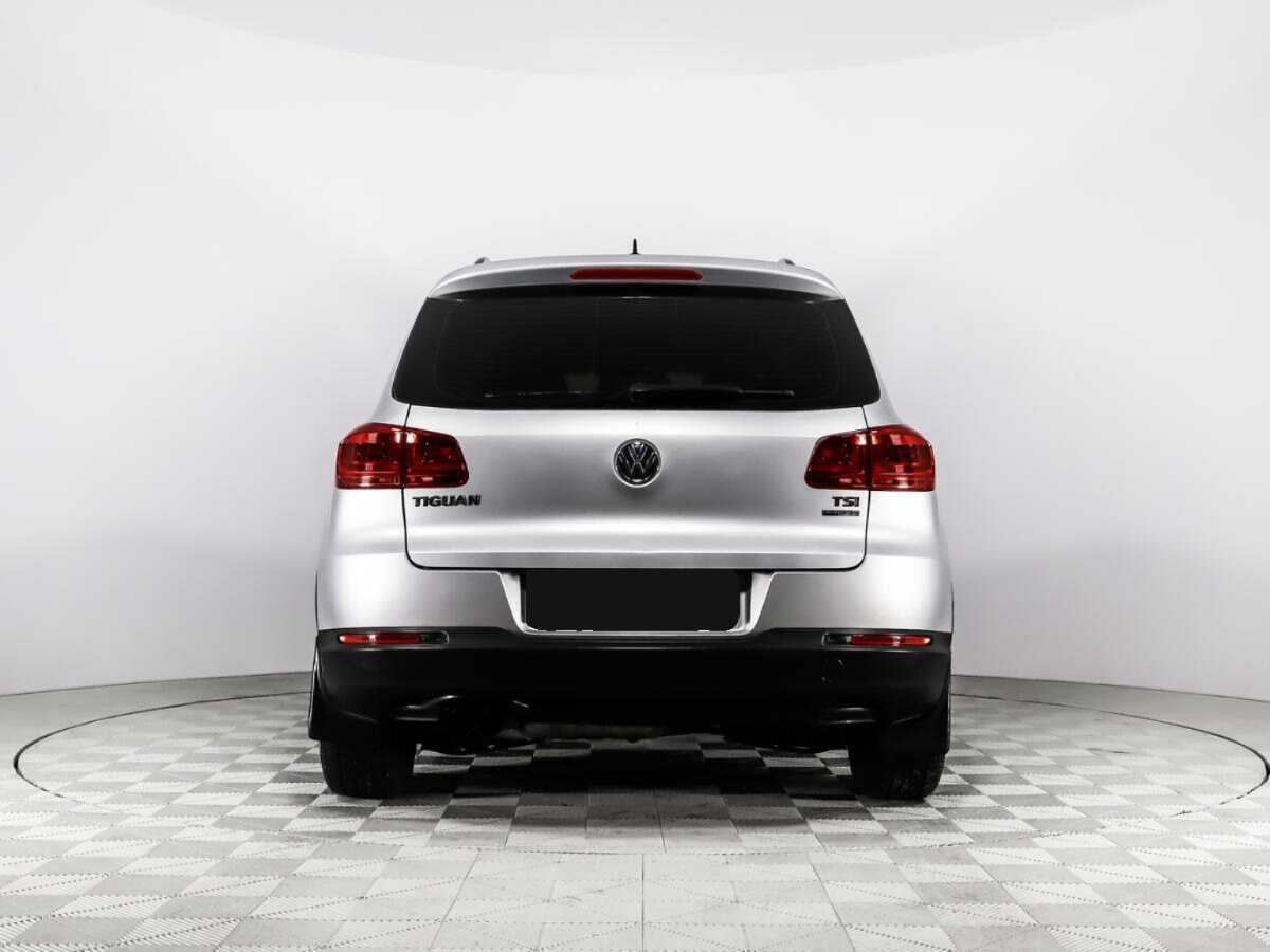 Купить Volkswagen Tiguan с пробегом. Фото: #5