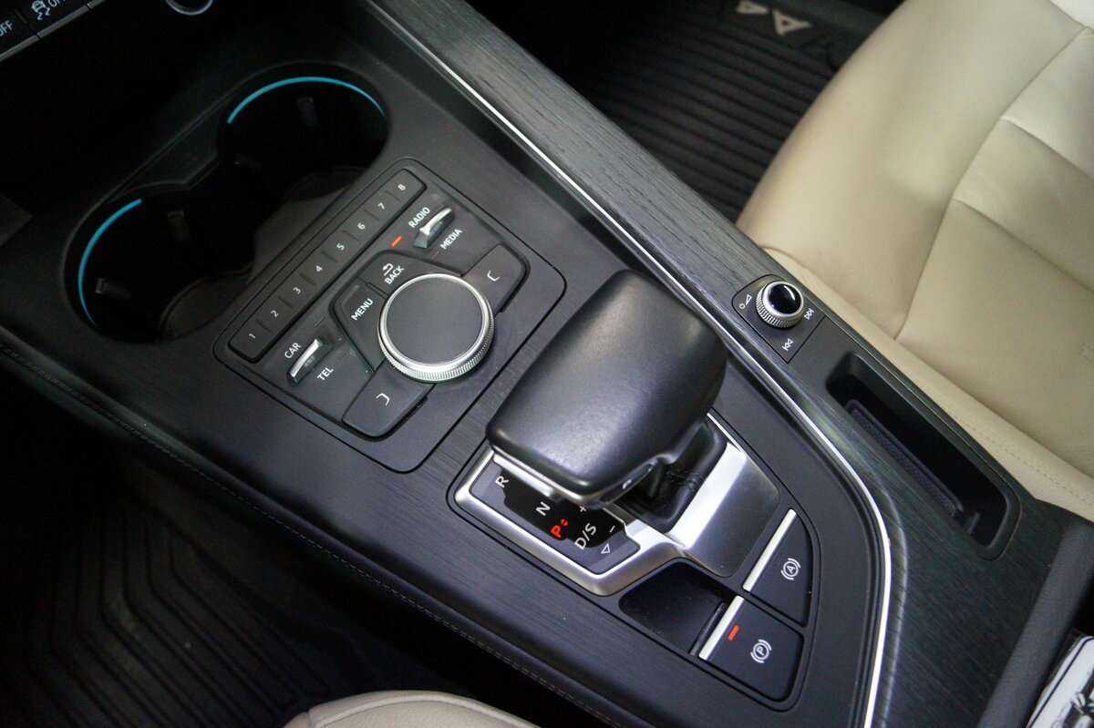 Купить Audi A4 allroad с пробегом. Фото: #22