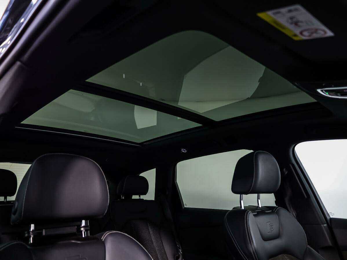 Купить Audi Q7 с пробегом. Фото: #18