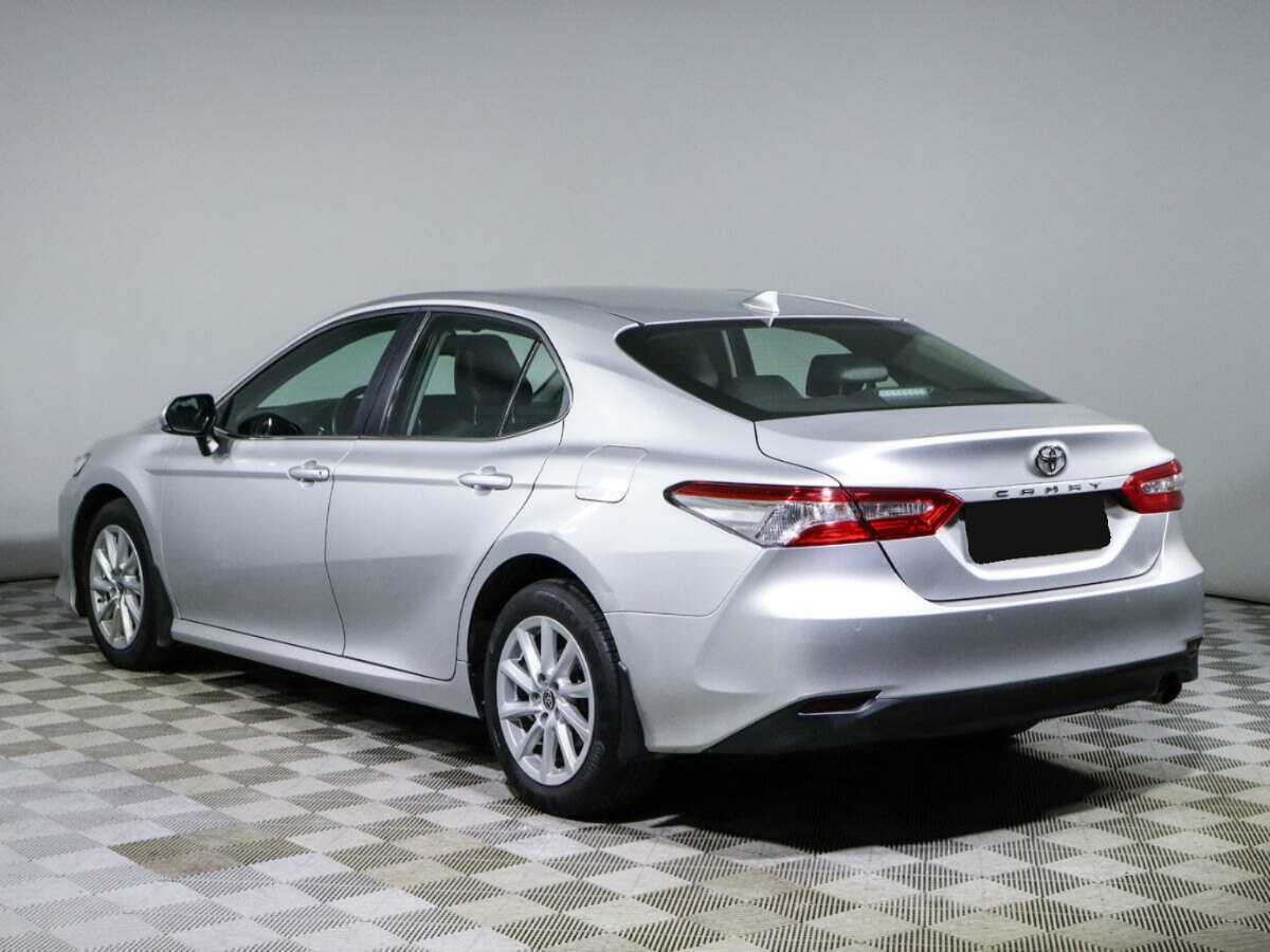 Купить Toyota Camry с пробегом. Фото: #5