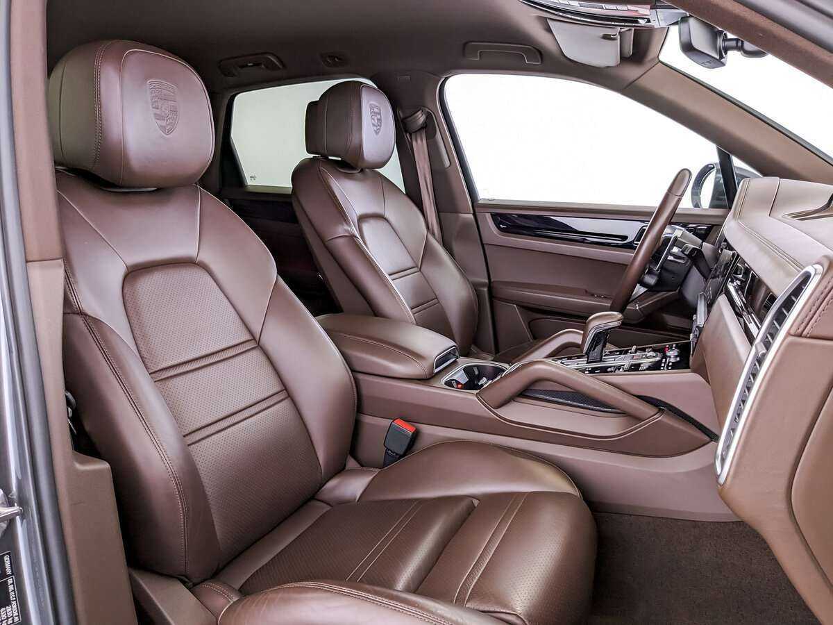 Купить Porsche Cayenne с пробегом. Фото: #17