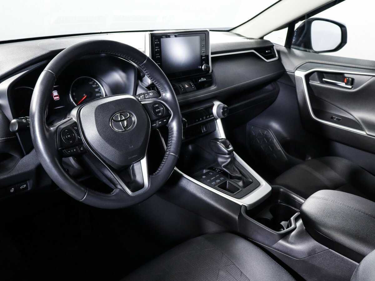 Купить Toyota RAV4 с пробегом. Фото: #13