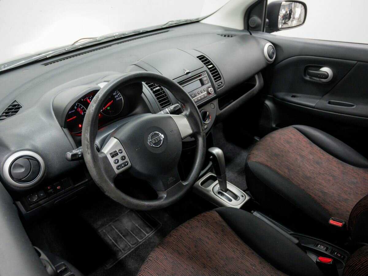 Купить Nissan Note с пробегом. Фото: #12