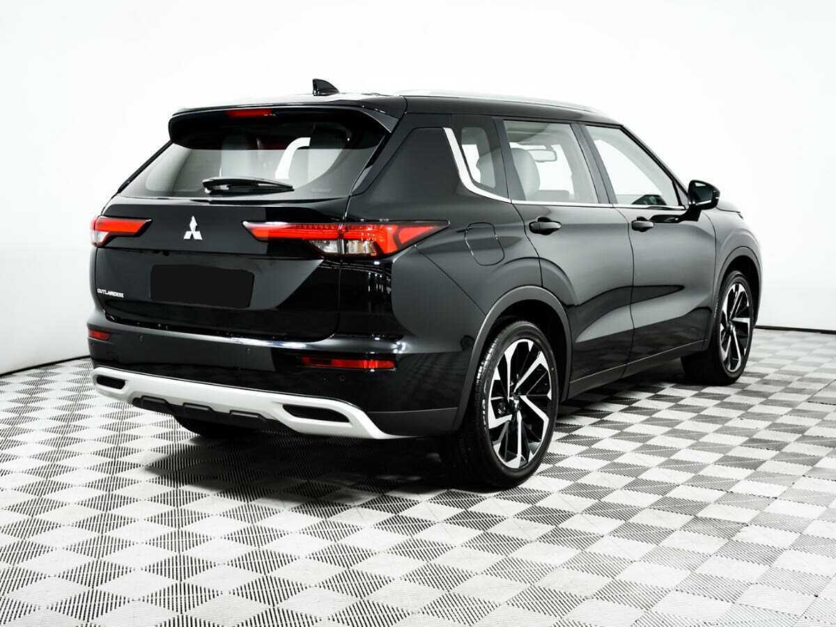 Купить Mitsubishi Outlander с пробегом. Фото: #4