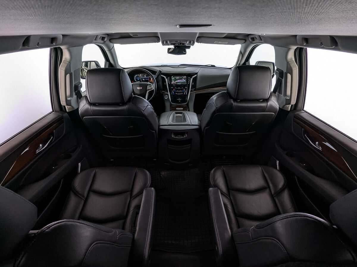 Купить Cadillac Escalade с пробегом. Фото: #23
