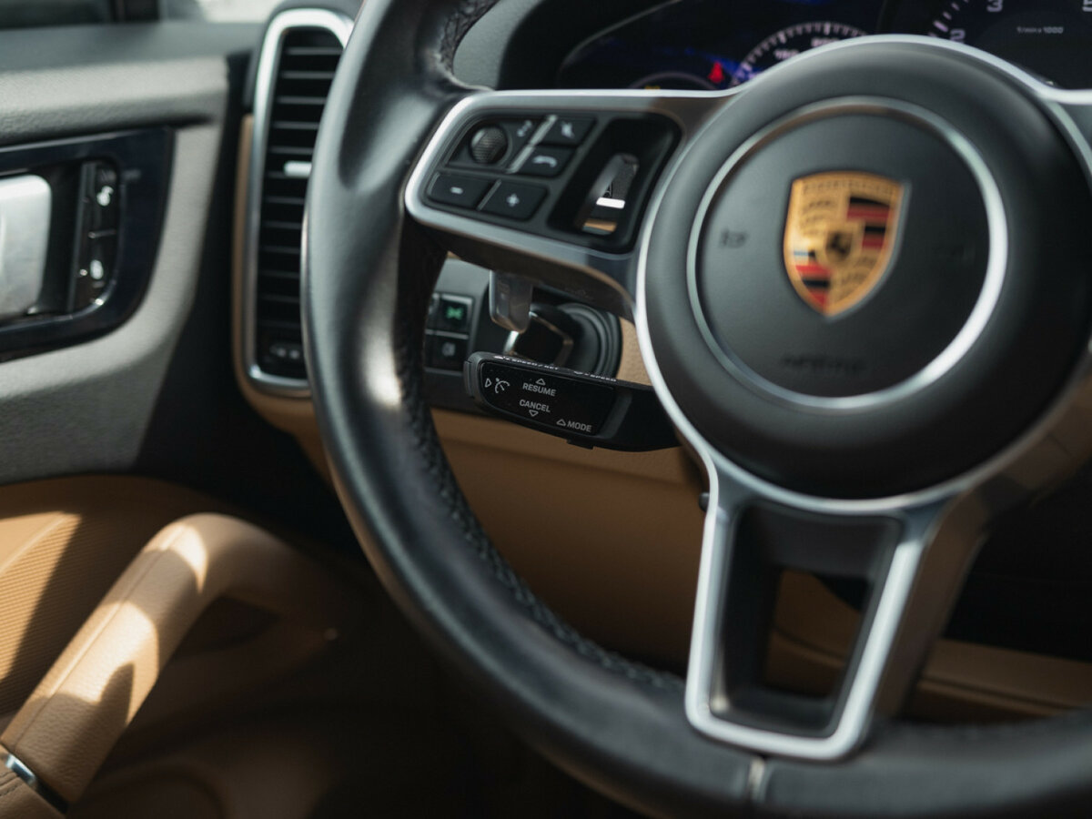Купить Porsche Cayenne с пробегом. Фото: #20