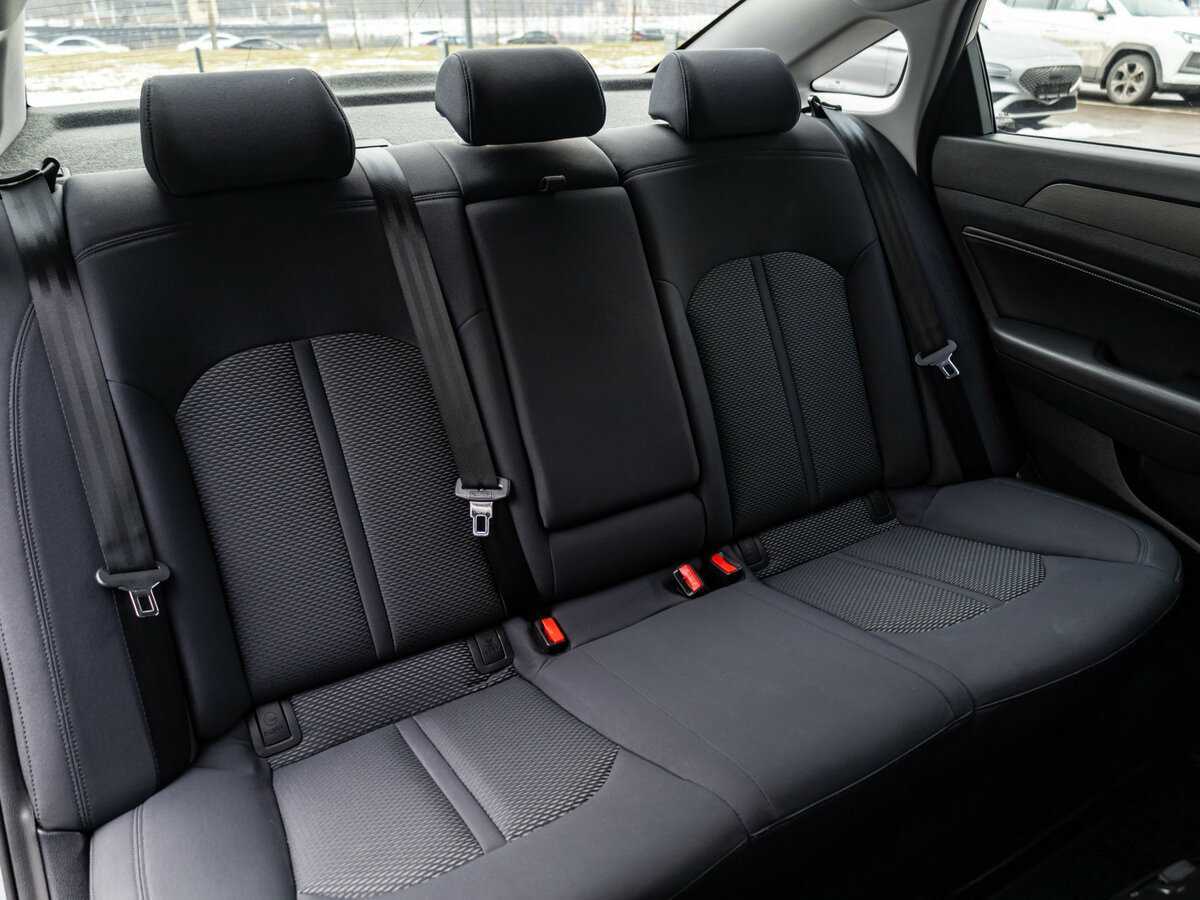 Купить Hyundai Sonata с пробегом. Фото: #11