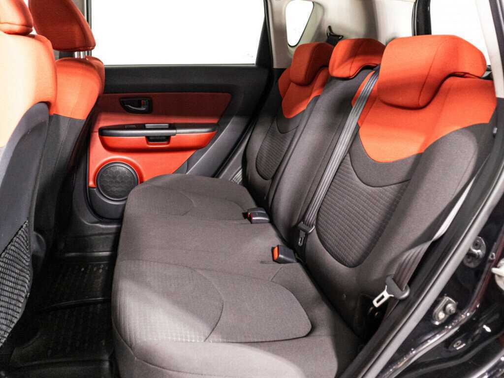 Купить Kia Soul с пробегом. Фото: #9