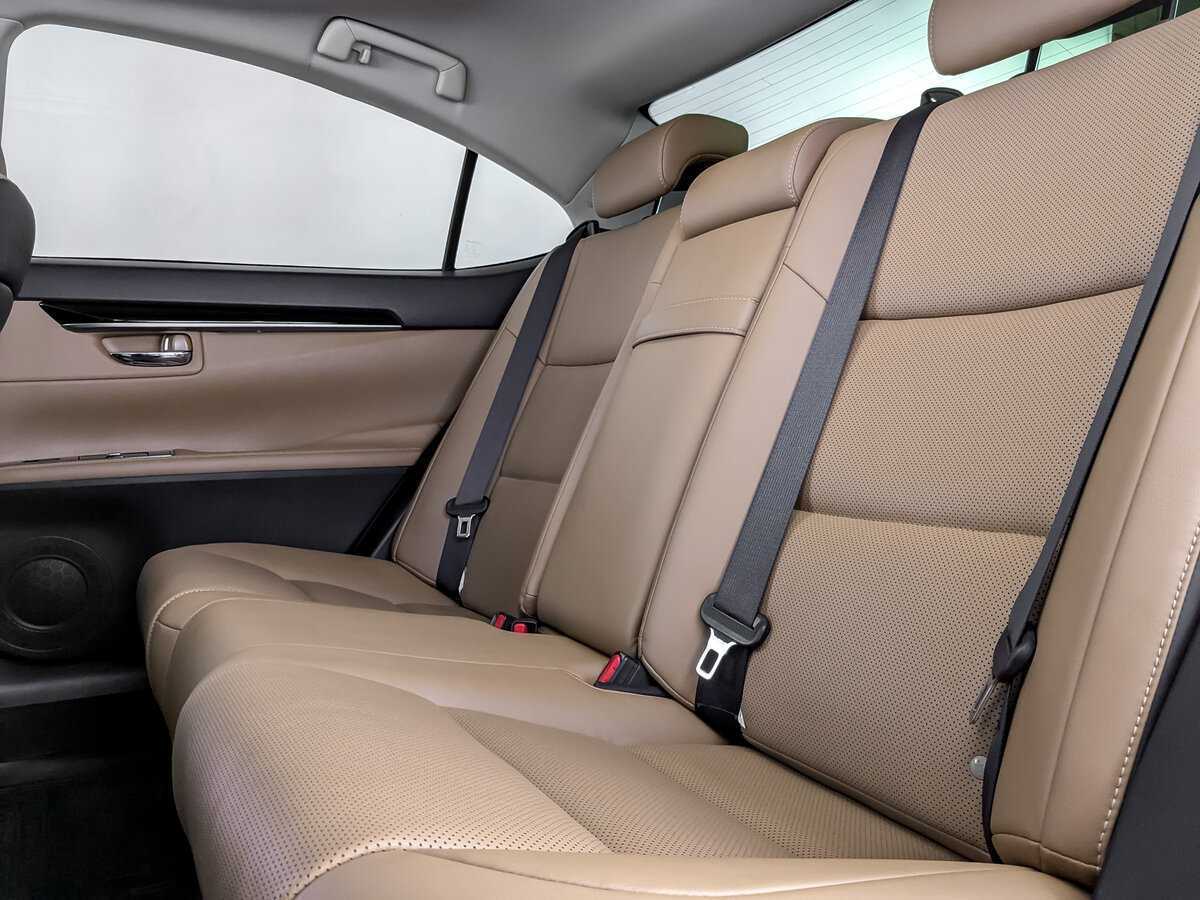 Купить Lexus ES с пробегом. Фото: #9