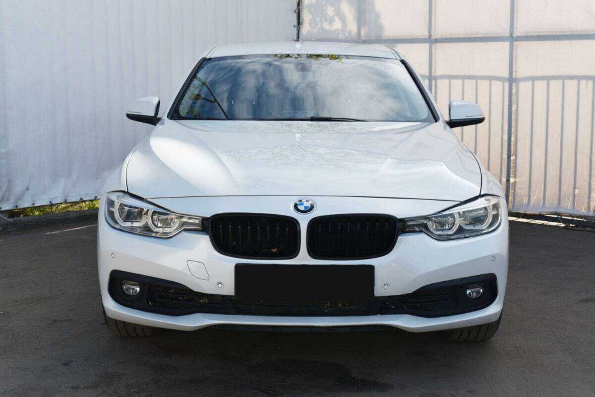Купить BMW 3 серии с пробегом. Фото: #1