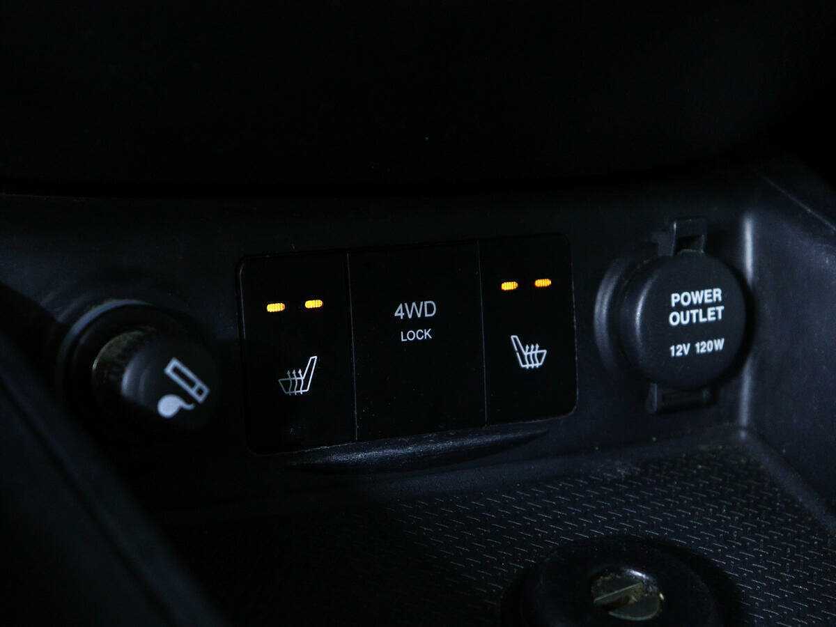 Купить Hyundai Santa Fe с пробегом. Фото: #16