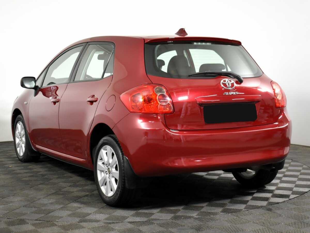 Купить Toyota Auris с пробегом. Фото: #5