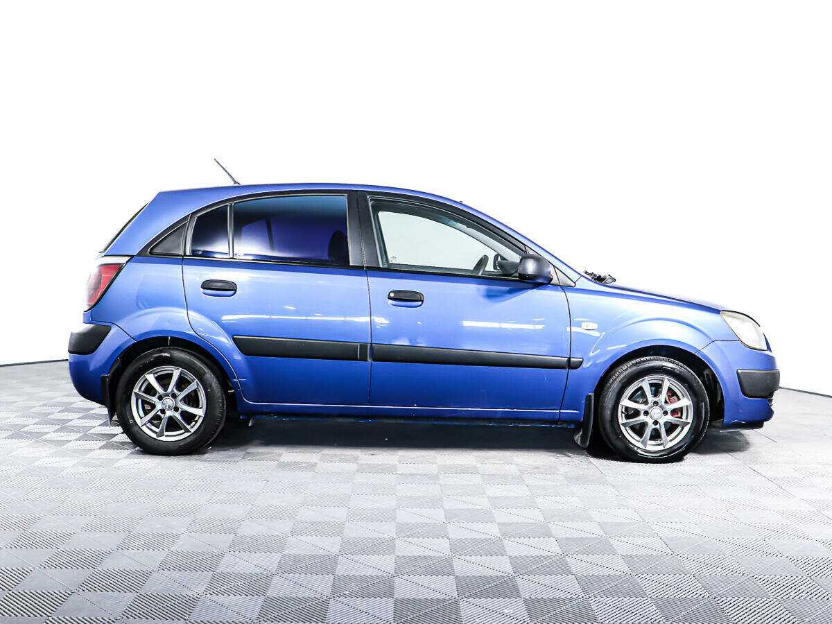 Купить Kia Rio с пробегом. Фото: #3