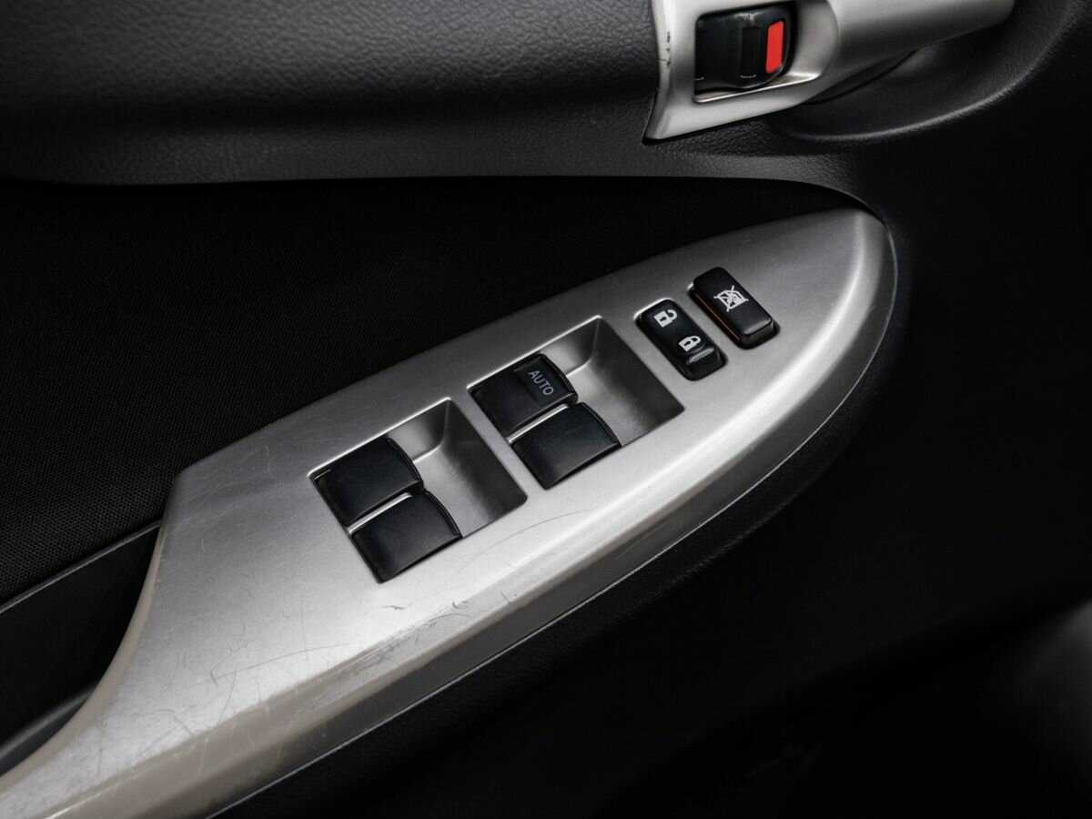 Купить Toyota Corolla с пробегом. Фото: #15