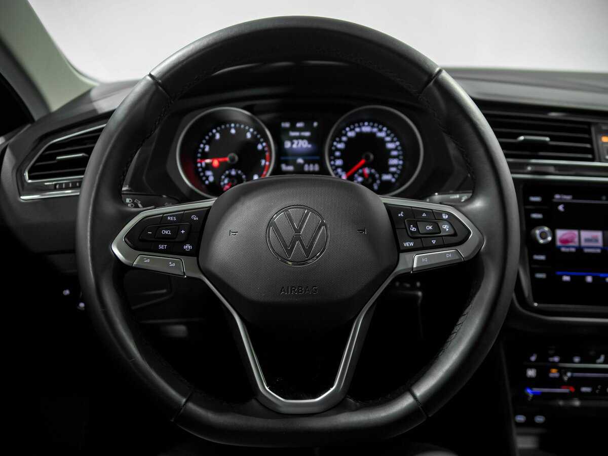 Купить Volkswagen Tiguan с пробегом. Фото: #6
