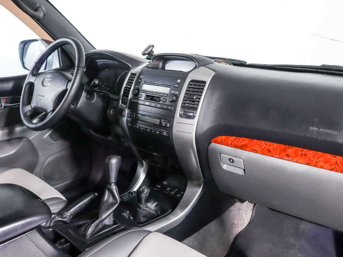 Купить Toyota Land Cruiser Prado с пробегом. Фото: #5