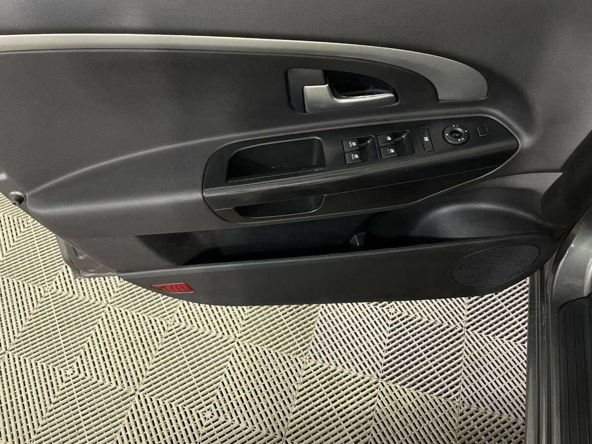 Купить Kia Ceed с пробегом. Фото: #7