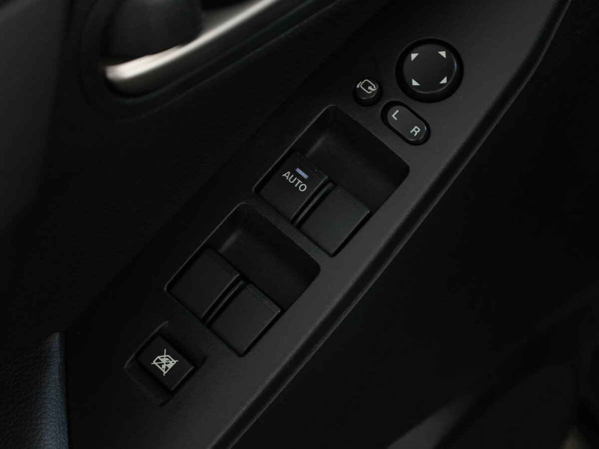 Купить Mazda 3 с пробегом. Фото: #10