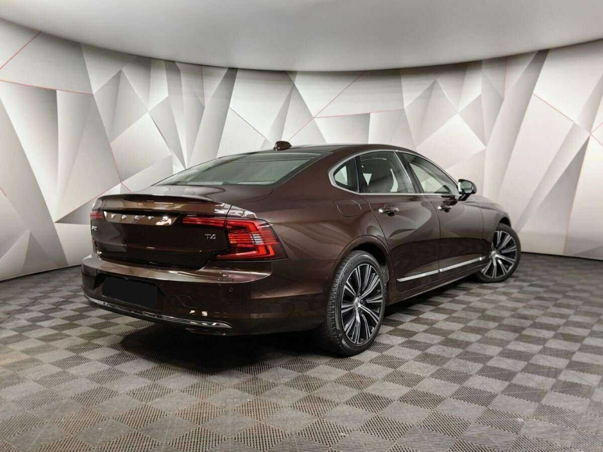 Купить Volvo S90 с пробегом. Фото: #1