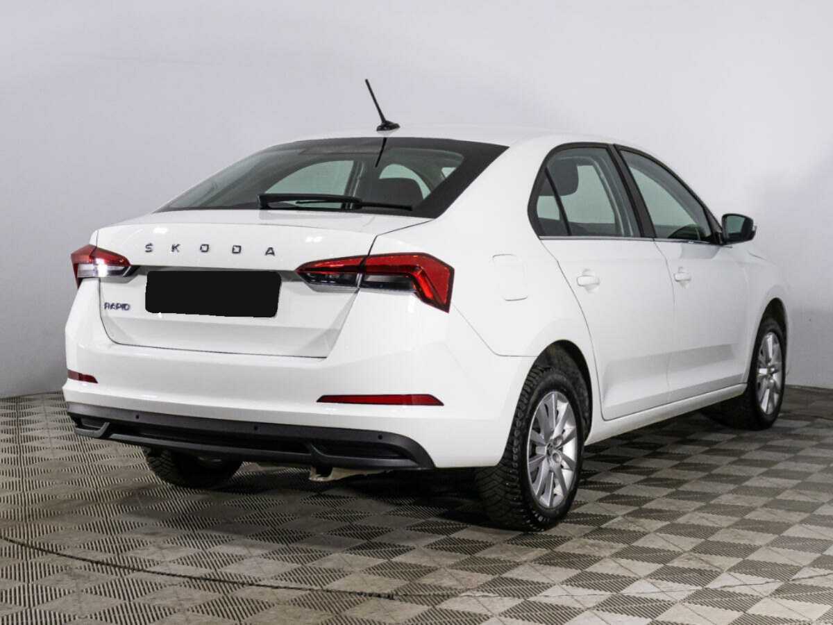 Купить Skoda Rapid с пробегом. Фото: #4