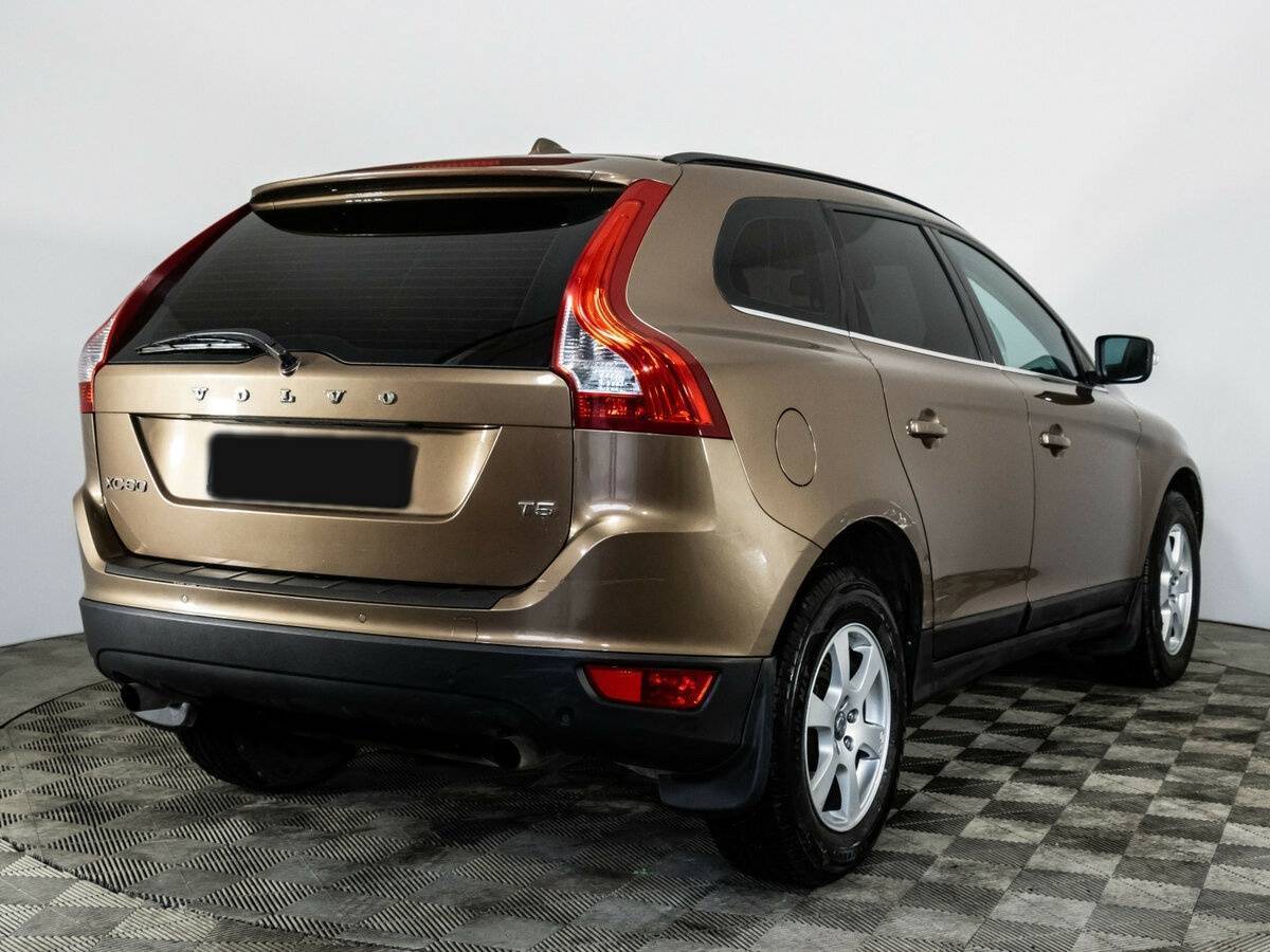 Купить Volvo XC60 с пробегом. Фото: #3