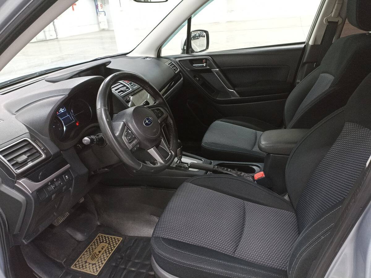 Купить Subaru Forester с пробегом. Фото: #15