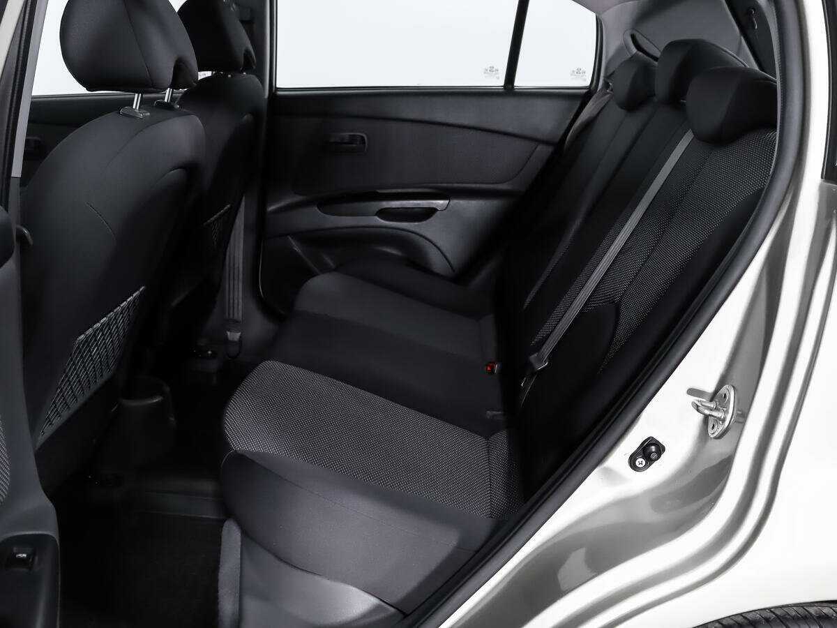 Купить Kia Rio с пробегом. Фото: #9