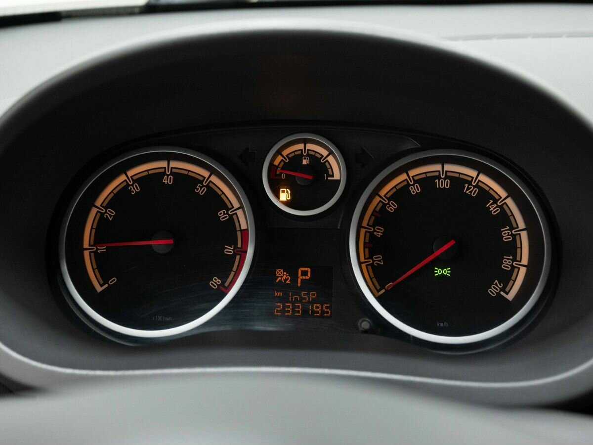 Купить Opel Corsa с пробегом. Фото: #15