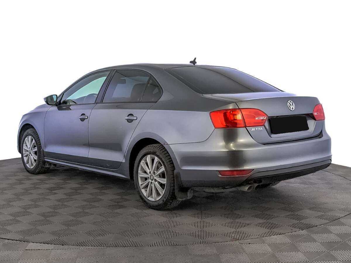 Купить Volkswagen Jetta с пробегом. Фото: #5