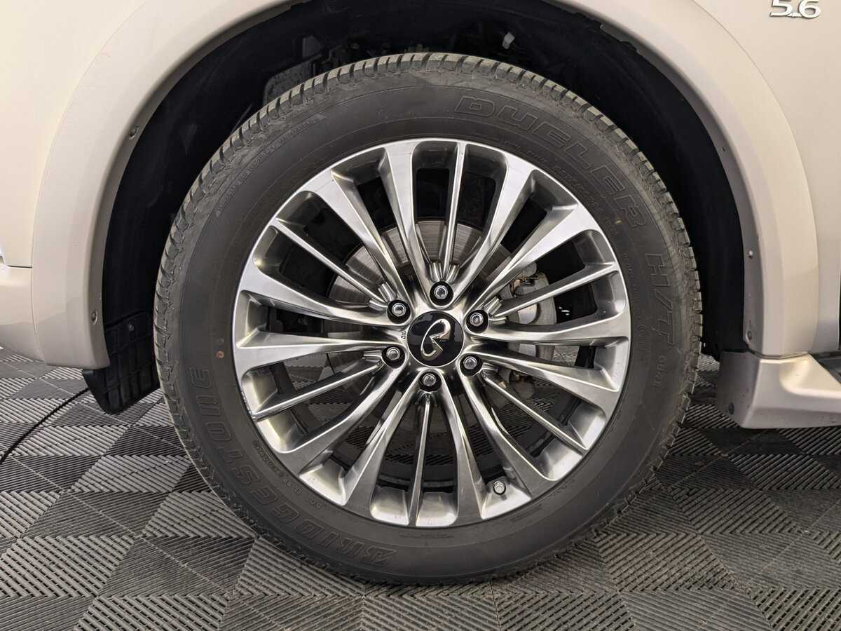 Купить Infiniti QX80 с пробегом. Фото: #11