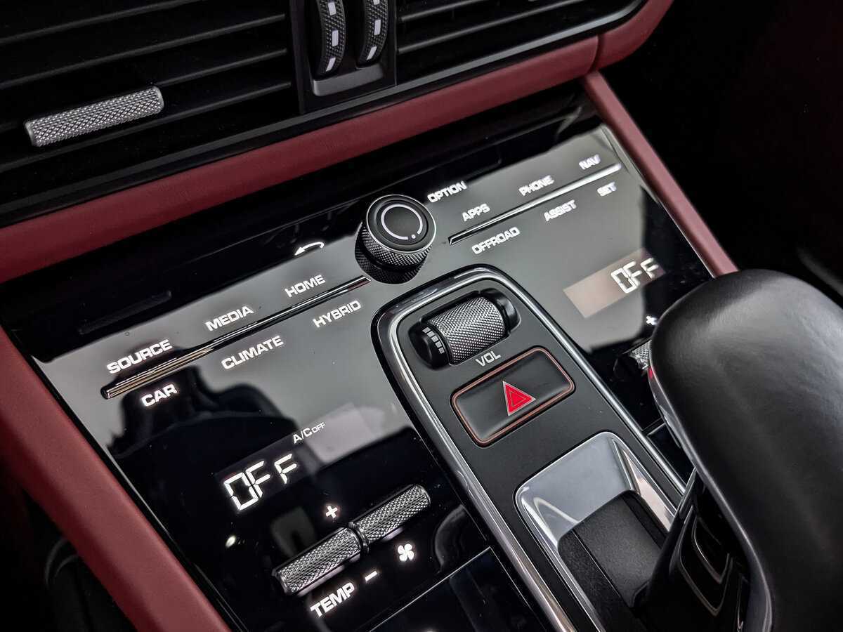 Купить Porsche Cayenne с пробегом. Фото: #22