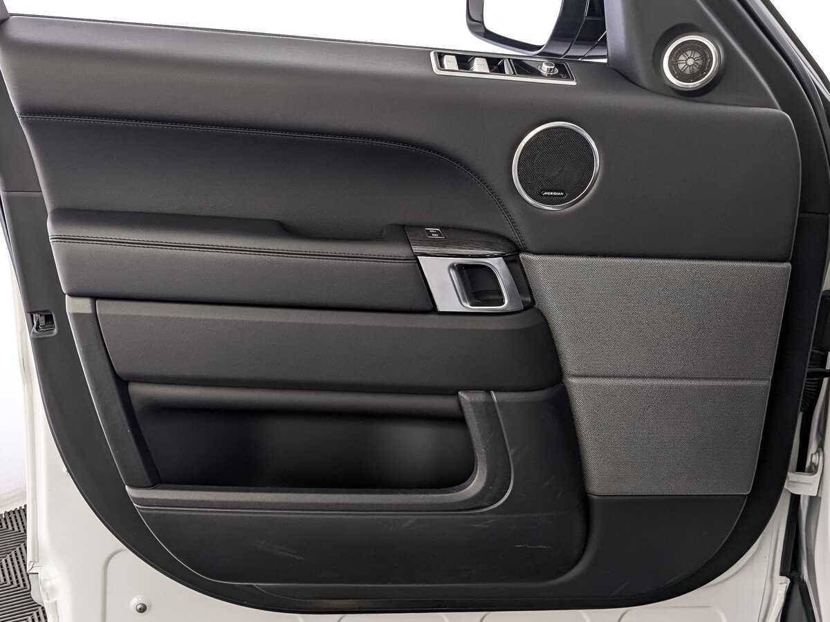 Купить Land Rover Range Rover Sport с пробегом. Фото: #18