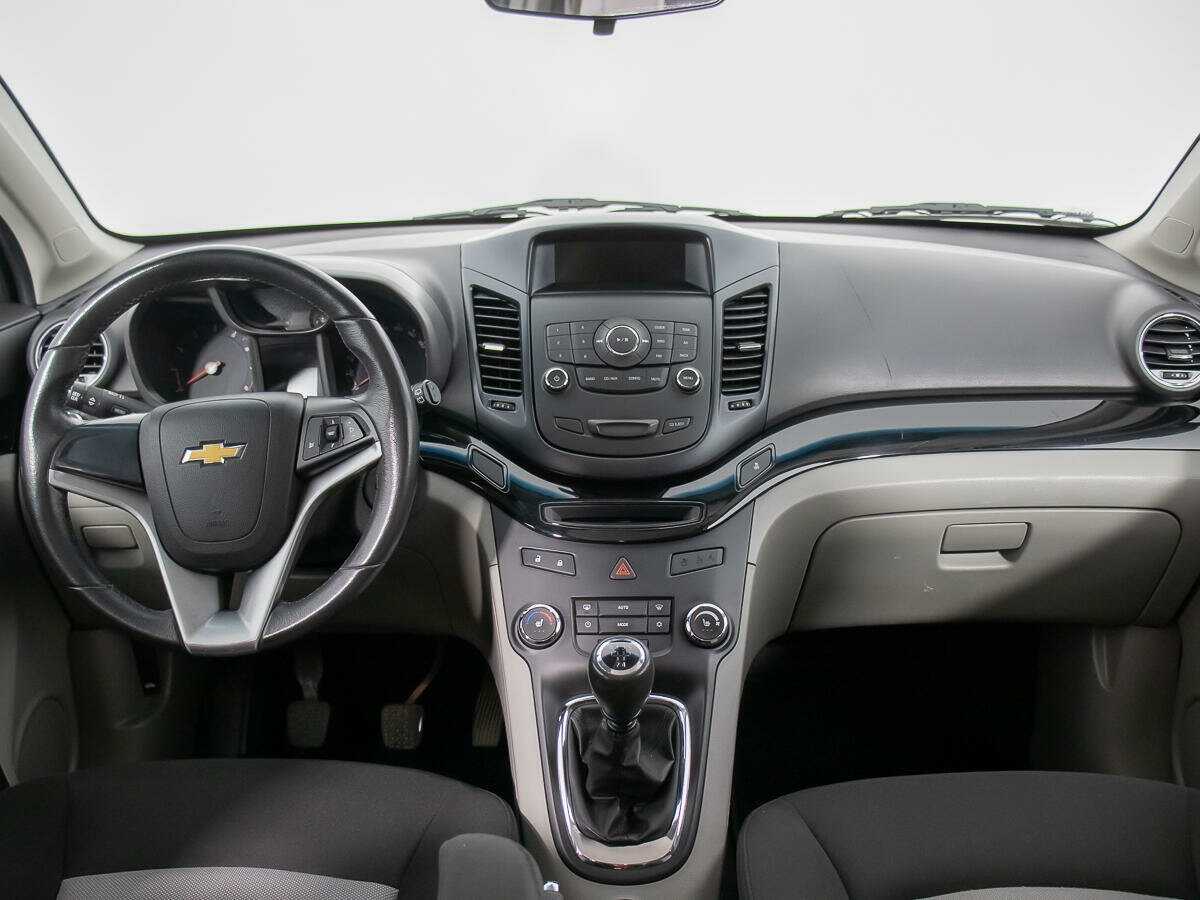 Купить Chevrolet Orlando с пробегом. Фото: #12