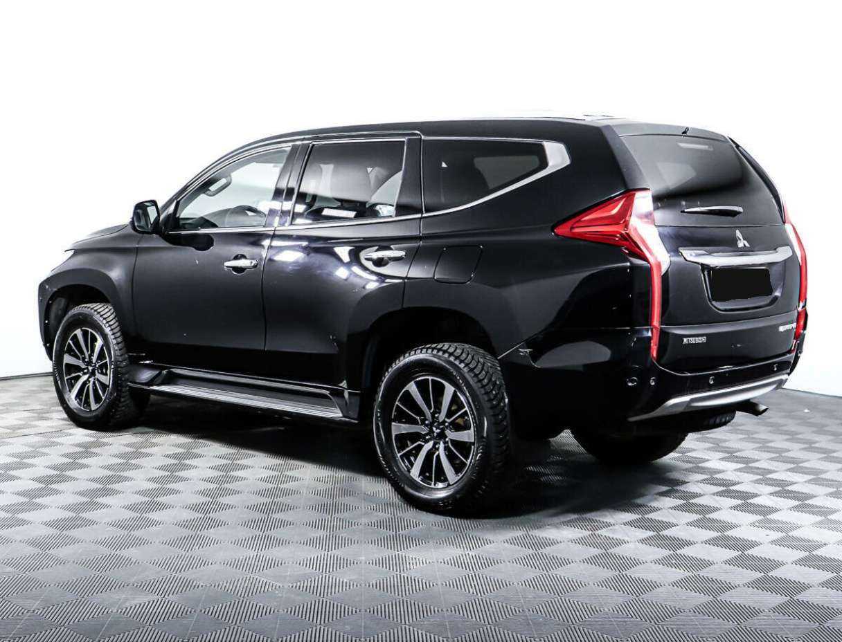Купить Mitsubishi Pajero Sport с пробегом. Фото: #6