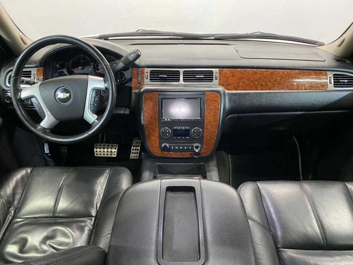 Купить Chevrolet Tahoe с пробегом. Фото: #10