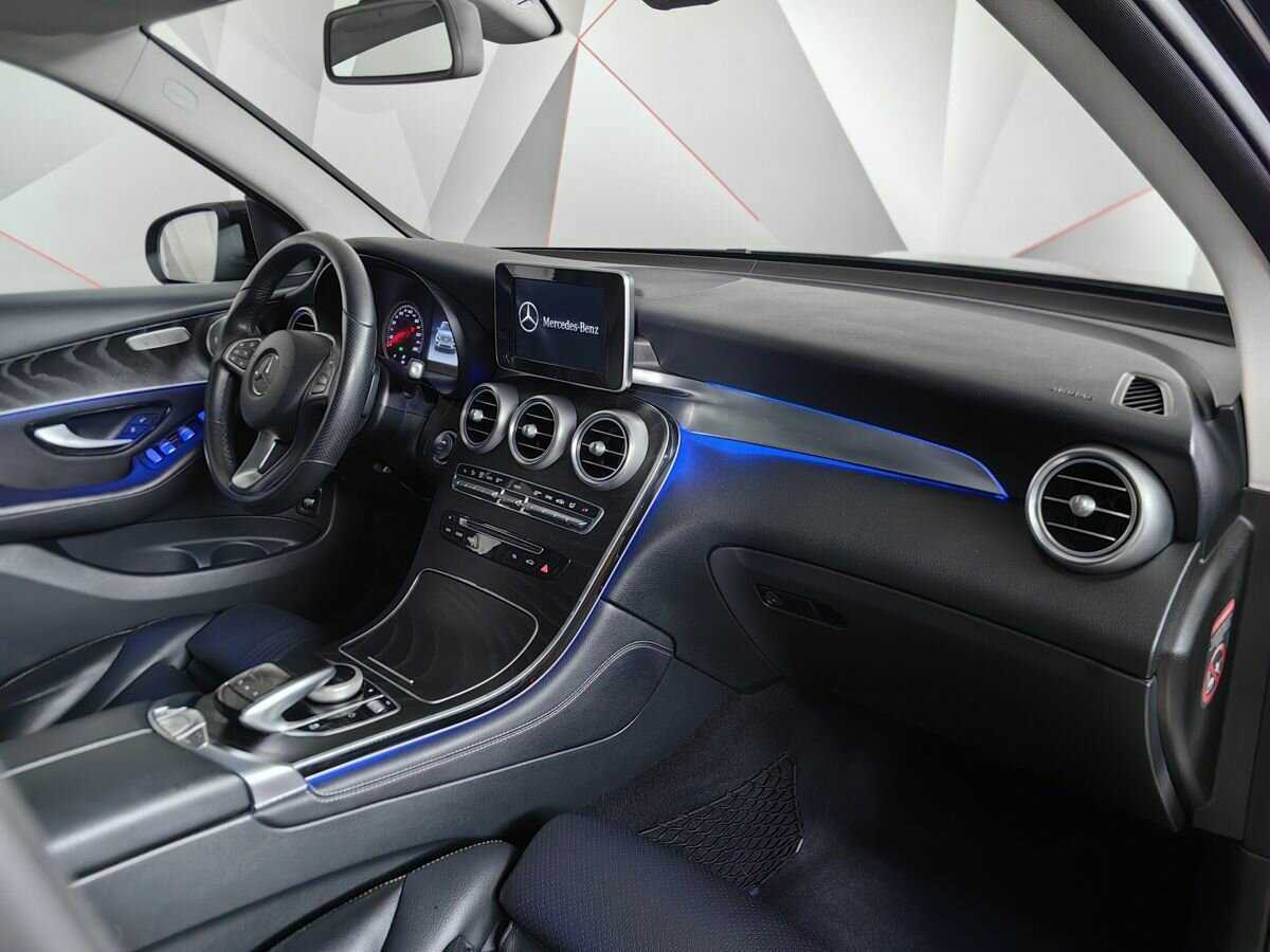 Купить Mercedes-Benz GLC с пробегом. Фото: #8