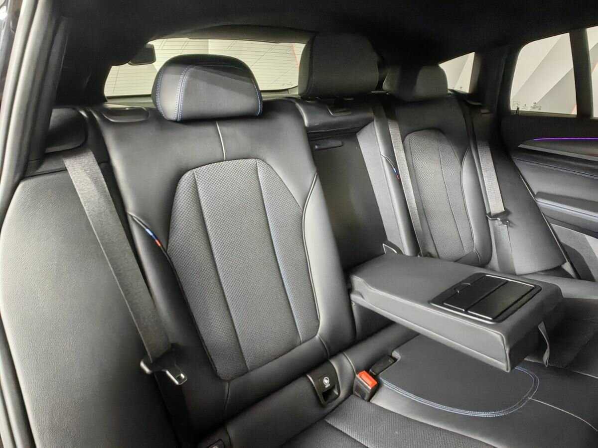 Купить BMW X4 с пробегом. Фото: #12