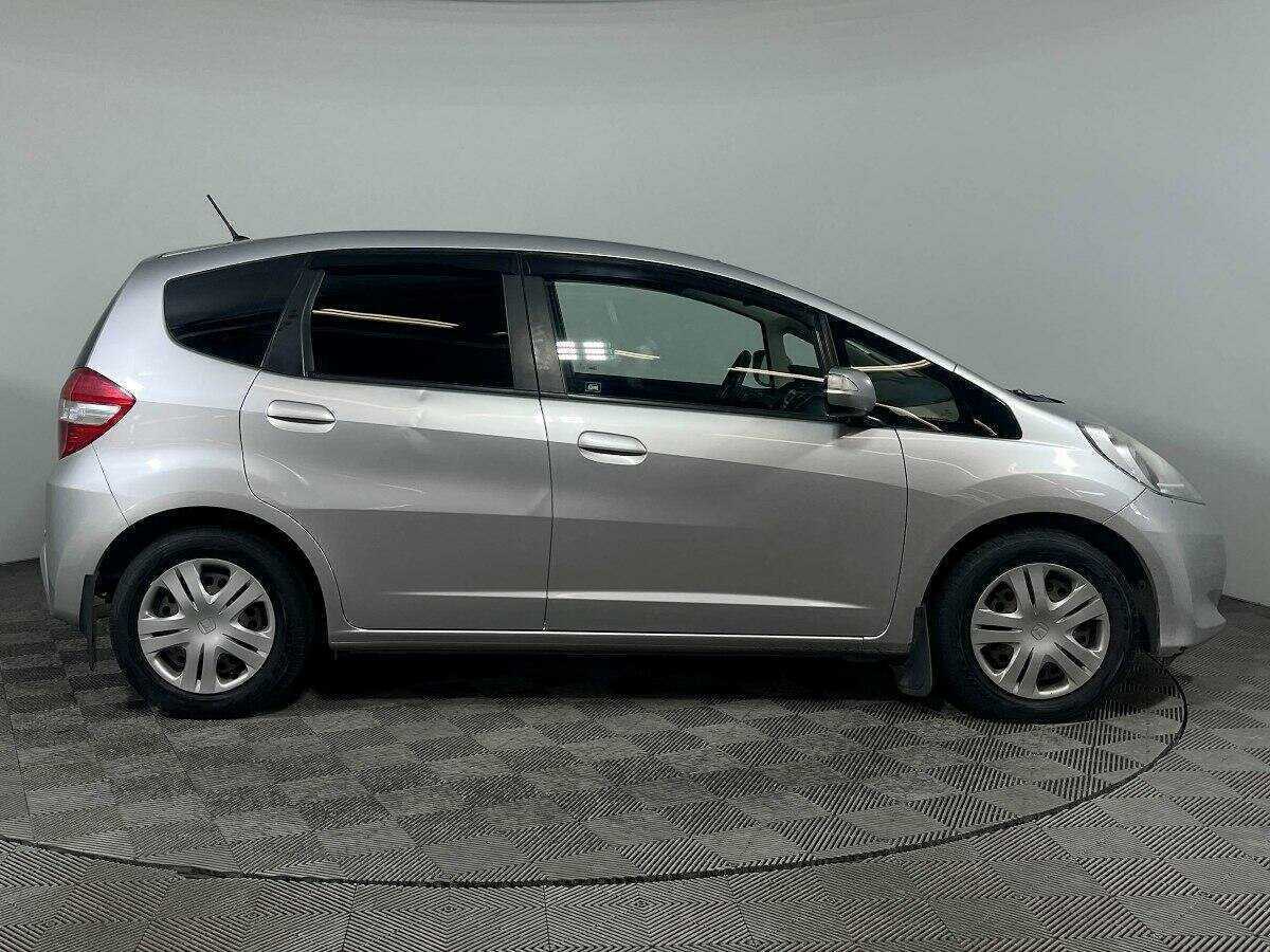 Купить Honda Jazz с пробегом. Фото: #3