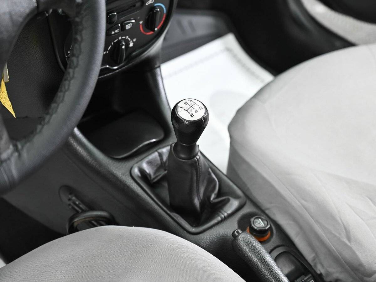 Купить Peugeot 206 с пробегом. Фото: #8