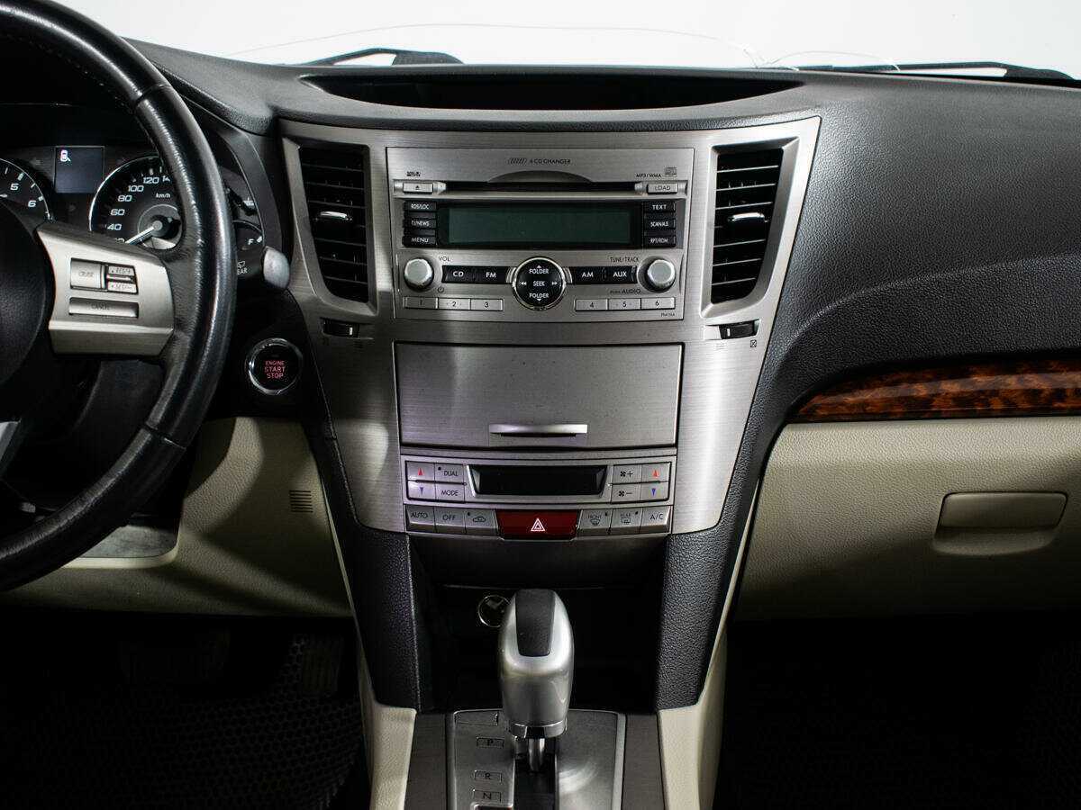 Купить Subaru Outback с пробегом. Фото: #10