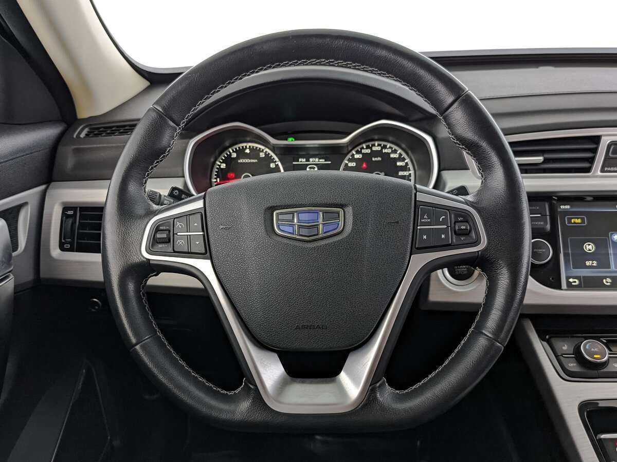Купить Geely Atlas с пробегом. Фото: #17
