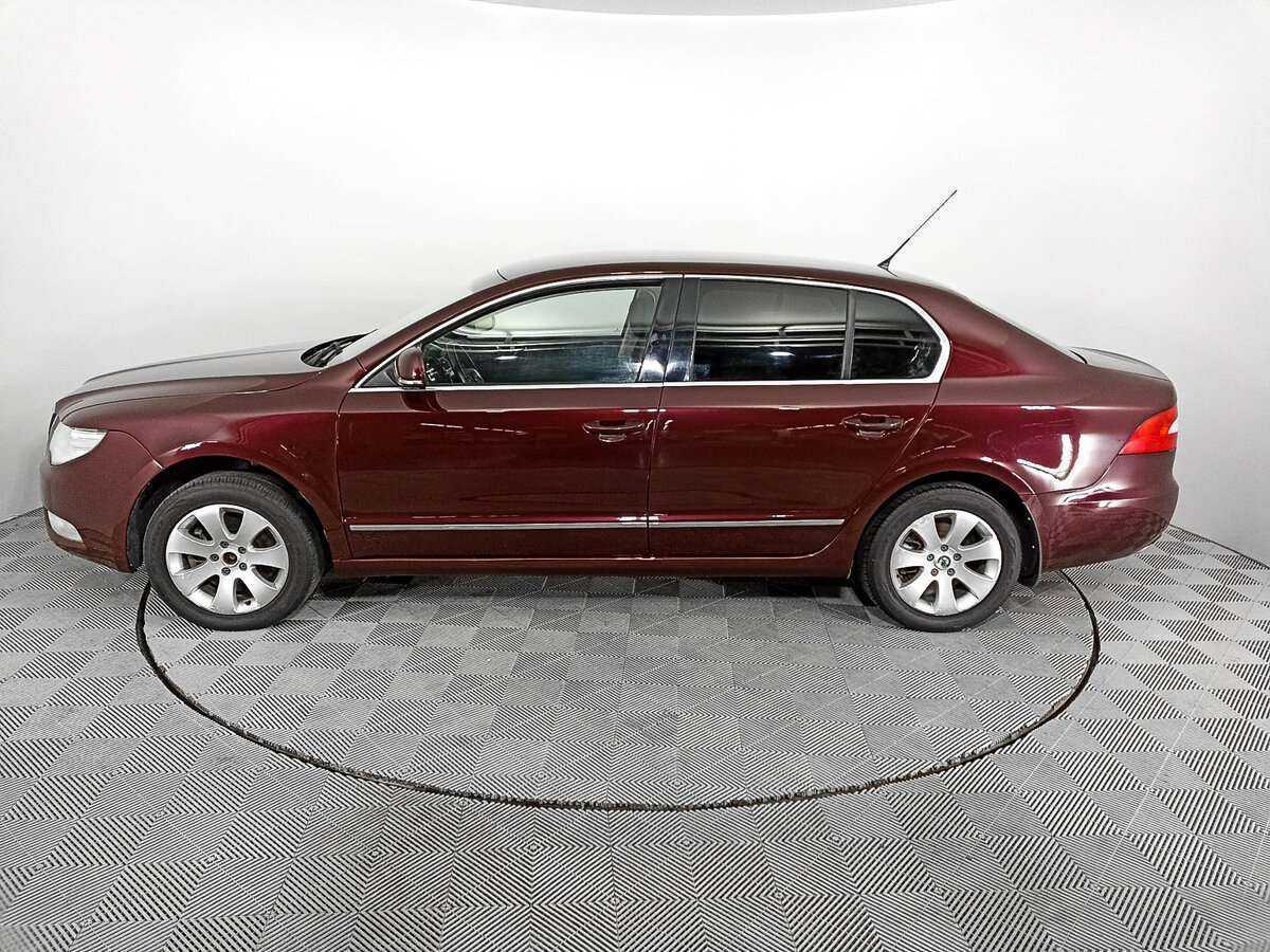 Купить Skoda Superb с пробегом. Фото: #7