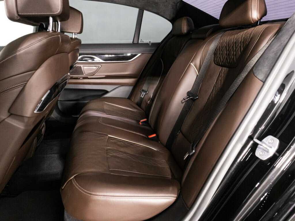 Купить BMW 7 серии с пробегом. Фото: #9