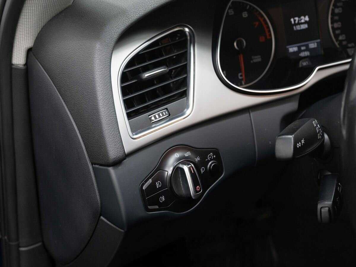 Купить Audi A4 allroad с пробегом. Фото: #21